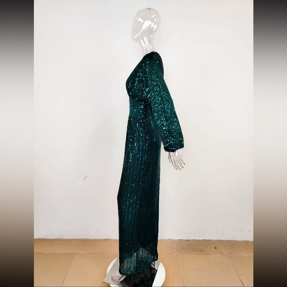 🎉Shine in this Sexy Long Sleeve Sparkly Maxi Dress, perfect for holiday … - Picture 15 of 16